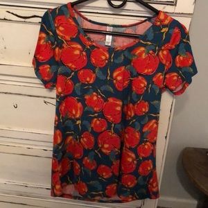 NWOT xs  LULaRoe “pumpkin” shirt